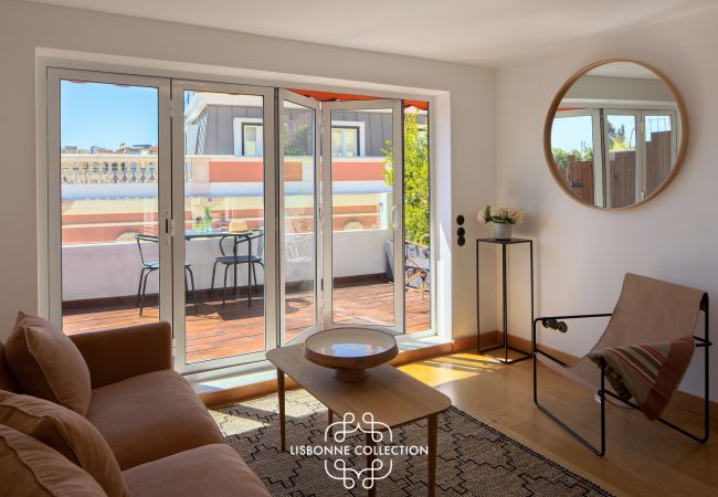 Appartement à Lisbonne - One bedroom Apartment + office with beautiful terrace and view 78 by Lisbonne Collection