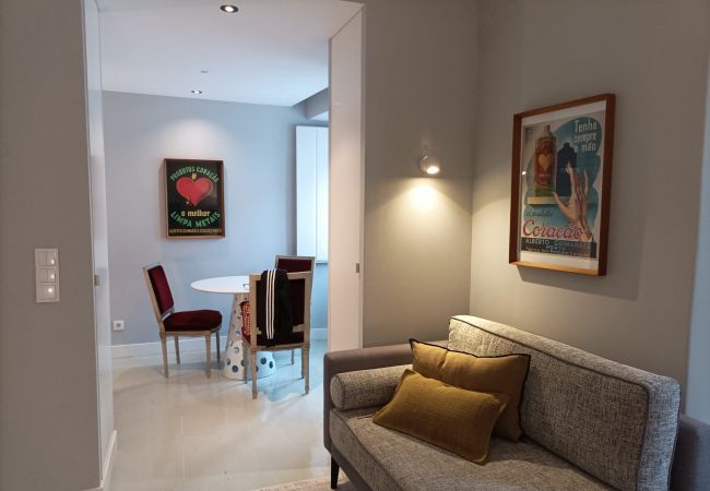  à Lisboa - Stylish One Bedroom Apartment in Bairro Alto 88 by Lisbonne Collection